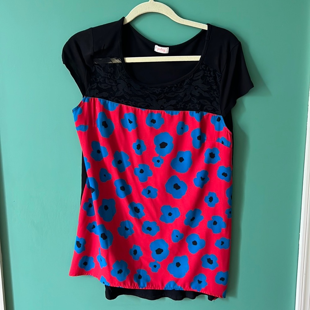 Pixley mixed media T-shirt, size medium